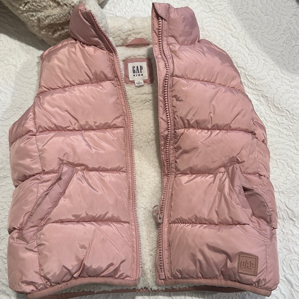 Gap kids puffer vest shearling lined girls small